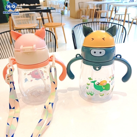 Bình hút nước chống sặc hình heo 450ml
