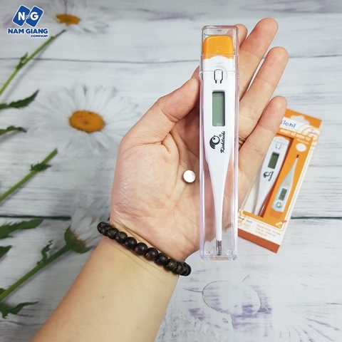 Nhiệt kế điện tử kichi công nghệ nhật bản(kèm 2 pin)