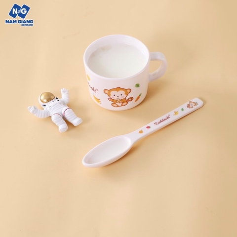 Thìa uống sữa, bón sữa kichi lòng sâu