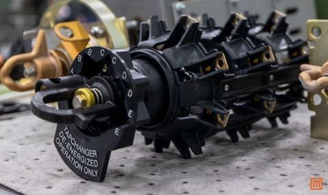 Hướng dẫn điều chỉnh bộ sạc và kéo dài tuổi thọ ắc quy xe nâng điện Toyota