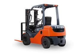 Độ ồn của xe nâng Toyota – Bảng tra chi tiết theo từng model và loại động cơ