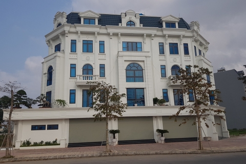 Công trình cửa nhôm kính biệt thự Chú Minh - Văn Giang, Hưng Yên