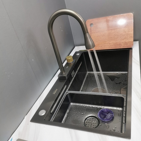 Combo chậu vòi thác rửa bát 1 hố cỡ lớn nano Kích thước 75x46 thương hiệu FOXIS