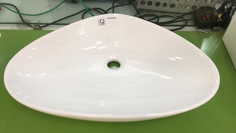 Chậu rửa mặt lavabo MN-C325A