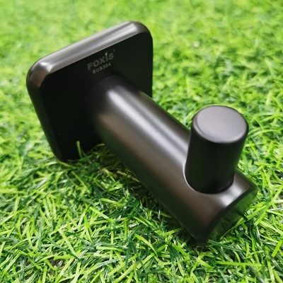 Móc áo Foxis đơn sơn tĩnh điện màu đen