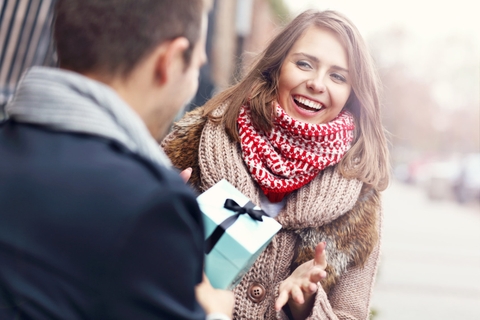 Gợi ý quà noel cho bạn trai ấm áp ngày giáng sinh