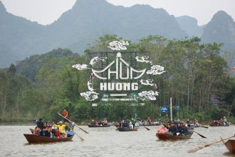 Kinh nghiệm du xuân chùa Hương - Hành trình tâm linh đầu xuân trọn vẹn