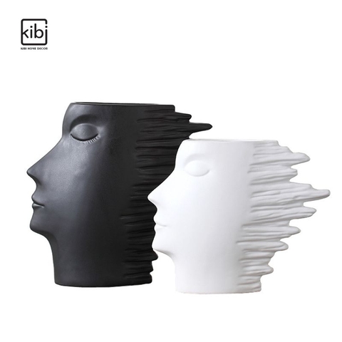 BÌNH MẶT NGƯỜI ĐEN TRẮNG 02