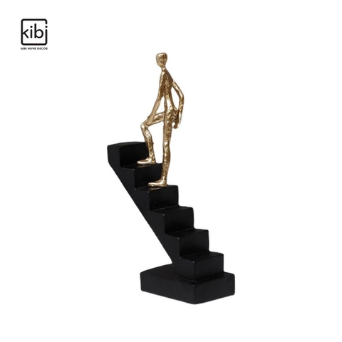 TƯỢNG DÉCOR MAN WAKL UP STAIRS