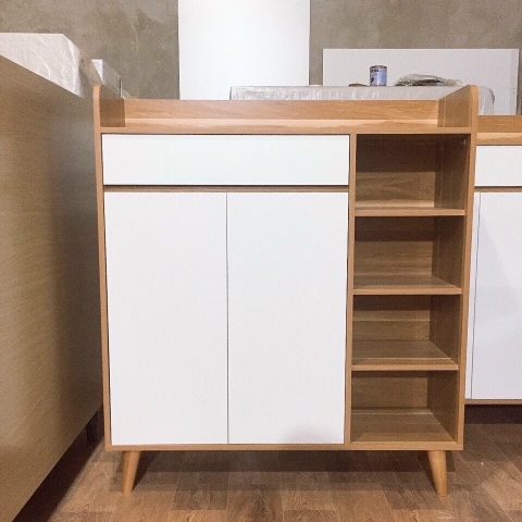 Tủ giày gỗ công nghiệp 0.8m cánh trắng viền vàng