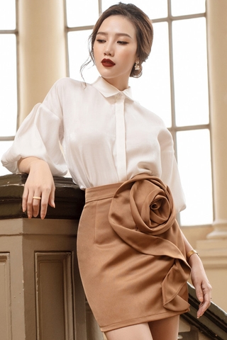 Đầm cổ vuông