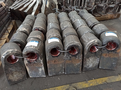 Clinker Crusher Hammers