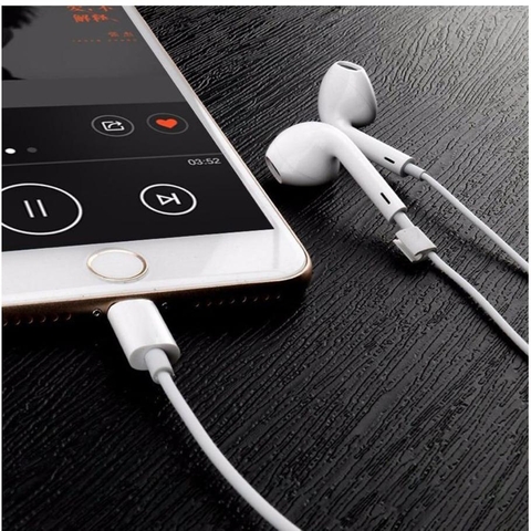Tai nghe cổng lightning cho iPhone 7 8 X Xs Max kết nối Bluetooth