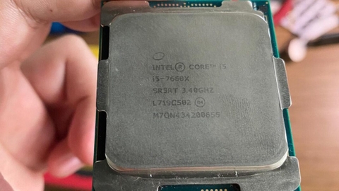 Xuất hiện hình ảnh của CPU Intel Core i5-7660X đoản mệnh, 6 nhân 6 luồng với xung nhịp cao nhất lịch sử Skylake-X