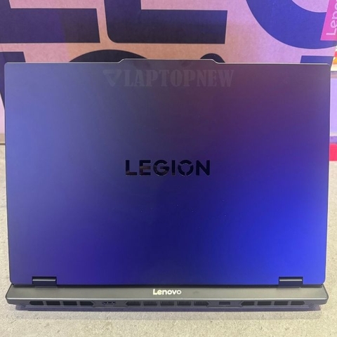 Legion 5 R7000 - Mặt sau
