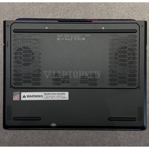 Lenovo Legion 7 Pro - Mặt đáy