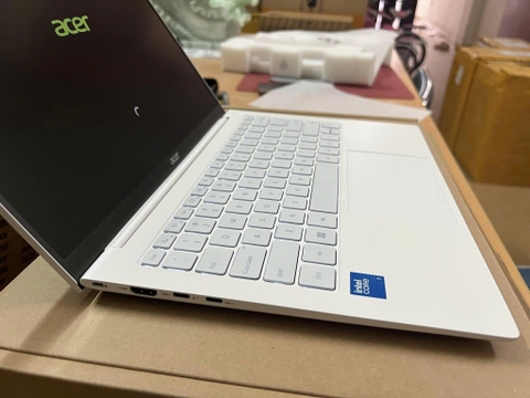 Laptop Acer Swift SFA14-77-5WU2 C53210 | CPU Core 5-210H | RAM 32GB LPDDR5 | SSD 1TB PCIe | VGA Onboard | 14.0 QHD 2K2 IPS, 100% sRGB | Win11