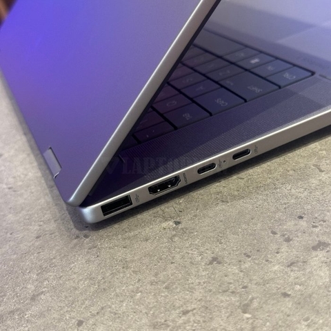 HP Omnibook X Flip 16 - Cổng kết nối trái