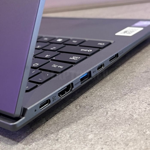 Lenovo Lecoo Pro 14 R73210 - Cổng kết nối trái