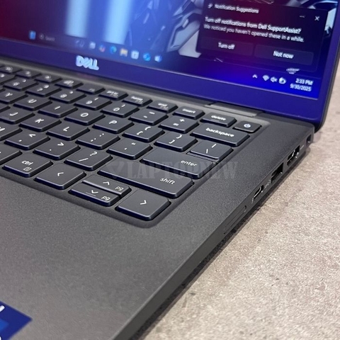 Dell Latitude 7430 - Góc phải