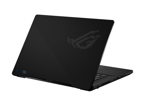 Asus ROG Zephyrus M16 - tản nhiệt trái