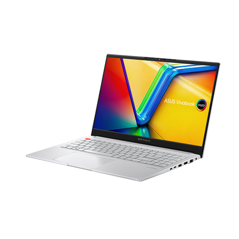 Asus Vivobook Pro 15 OLED K6602 - cổng kết nối phải