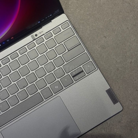 Thinkbook X AI G2 - Bàn phím phải