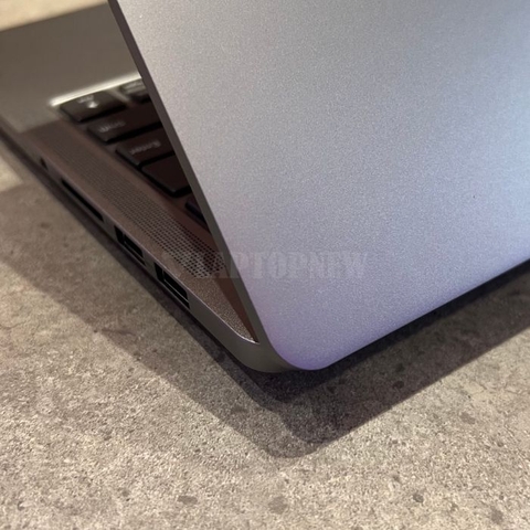 Lenovo Ideapad Slim 5 Oled - Góc phải