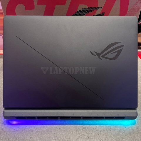 Asus ROG Strix G16 - Mặt sau