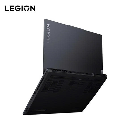 Legion 5 R7000 - tản nhiệt phải