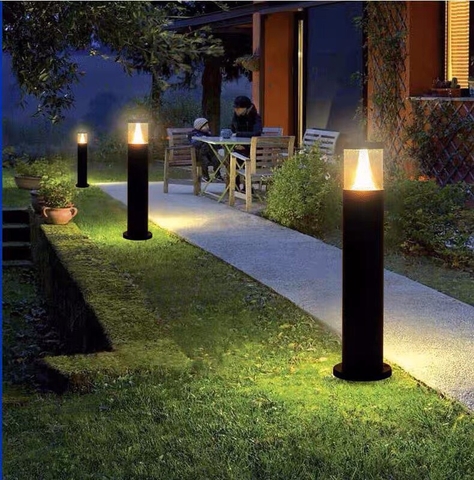 Đèn sân vườn HT-0110 điện áp 220v, ánh sáng Led vàng 3000k, cao 60 cm rộng 11 cm