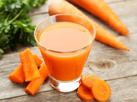 Vì sao bạn nên uống nước ép cà rốt thường xuyên từ 2-3 lần/tuần