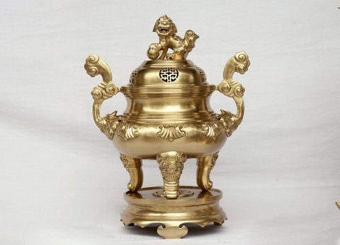 Quy trình chế tác đồ thờ bằng đồng và những điều cần biết khi lựa chọn đồ thờ