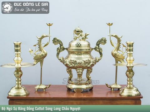 Bộ Ngũ sự bằng đồng cattut Song Long chầu nguyệt