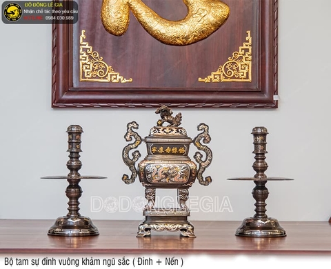 Bộ Tam Sự Đỉnh Vuông khảm ngũ sắc (Đỉnh và Nến)