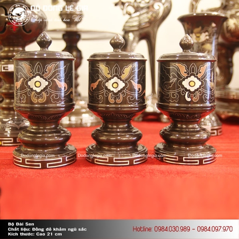 Bộ đài thờ bằng đồng khảm ngũ sắc