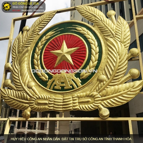 Thi công huy hiệu Công An nhân dân kích thước 4mx4m