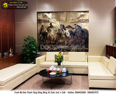 Lắp đặt tranh Mã đáo thành công vẽ xước khổ lớn