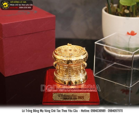 Chế tác 100 trống đồng mạ vàng kỉ niệm 50 năm quan hệ Thụy Sĩ - Việt Nam
