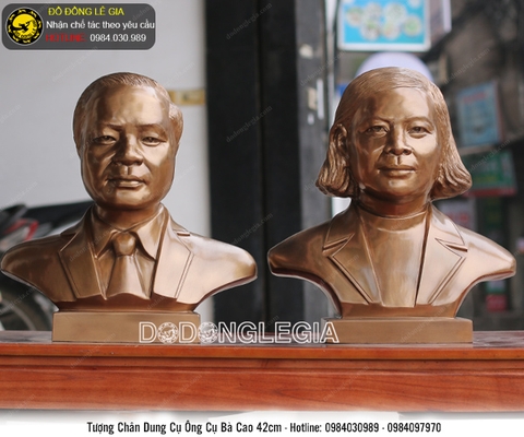 Tượng chân dung vợ chồng bằng đồng cao 42cm