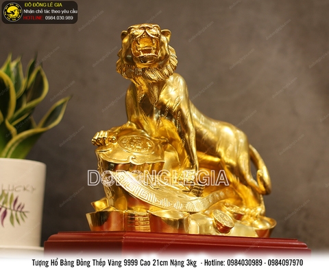 Tượng hổ cưỡi gậy như ý bằng đồng thếp vàng 9999