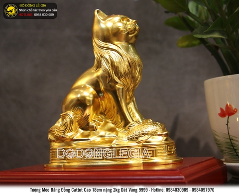 Tượng linh vật mèo bằng đồng thếp vàng 9999