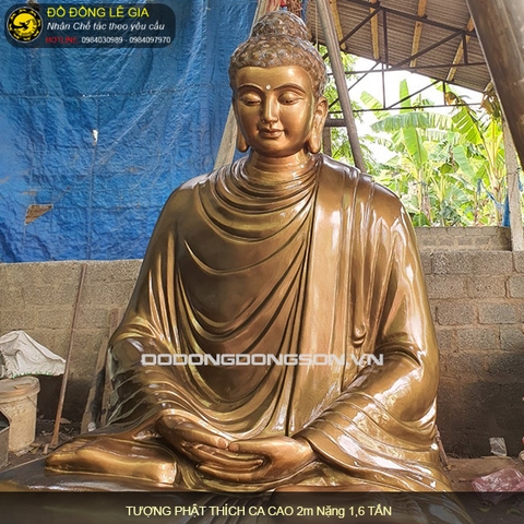 Đúc tượng Thích Ca cao 2m bằng đồng đỏ