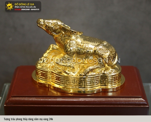 Tượng trâu phong thủy dáng nằm mạ vàng 24k