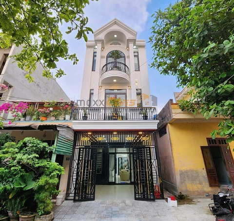 Mẫu nhà phố tân cổ điển 3 tầng tiện nghi sang trọng