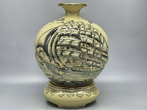 Bình Hút Lộc Thuận Buồm Xuôi Gió Đắp Nổi H45 Gốm Chu Đậu Vẽ Vàng Kim