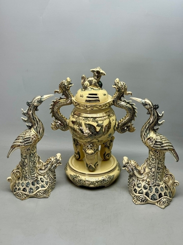 Lư hương đỉnh hạc cao 52cm vẽ vàng 24k gốm Chu Đậu