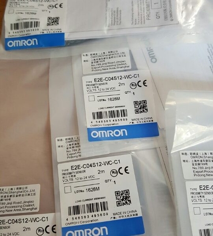 Cảm biến từ Omron E2E-C04S12-WC-C1 2M
