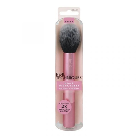 Real Techniques Ultra Plush Blush Makeup Brush