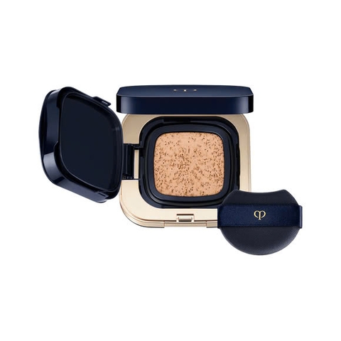 Cle De Peau Radiant Foundation Natural Cushion